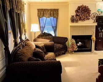 Stockbridge Lakes Bed & Breakfast - Stockbridge - Sala de estar