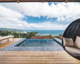 Laloon Luxury Suites - Adults Only - Carmen - Zwembad