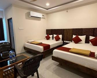 Arudra Residency - Tiruvannāmalai - Slaapkamer