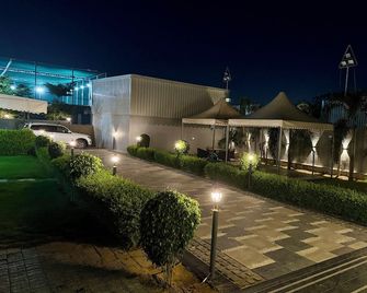 The Carnation Hotel & Resort - ג'איפור - לובי