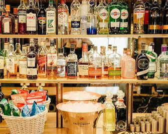 The Castle Inn - Chippenham - Bar