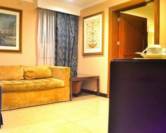 Subic Bay Venezia Hotel - Olongapo