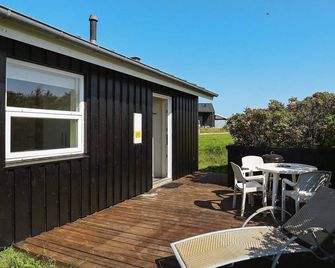 4 Star Holiday Home in Hjorring - Hjørring - Patio