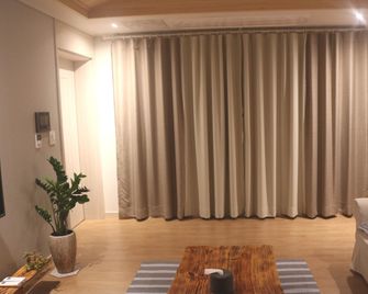 seutei hyeobjae10gil - Jeju City - Bedroom