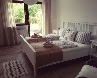 Apartment 2 Haas - 게문덴 암마인 - 침실