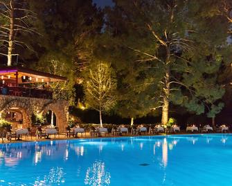 Montana Pine Resort - Fethiye - Pool