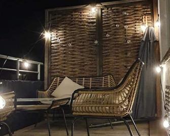 Luminous appartment - Juliana Park free parking - אוטרכט - פטיו