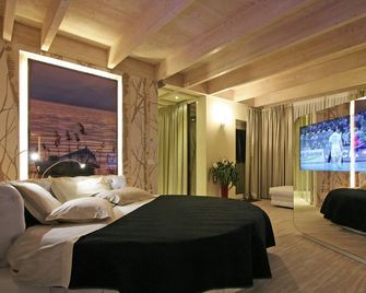 Ecohotel Primavera - ריבה דל גארדה - חדר שינה