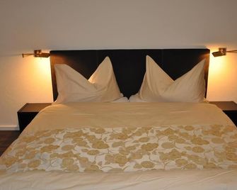 Hotel Löwen - Mellingen - Bedroom