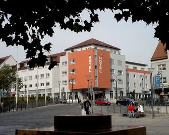 Stadthotel Gersthofen - Augsburg - Building