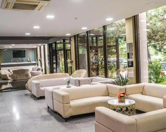 Hotel & Medspa Siret - Mamaia - Lounge