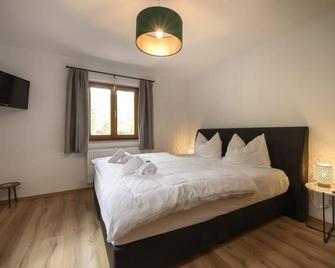 Jägerlodge am Waldrand in Grainau - Grainau - Habitación