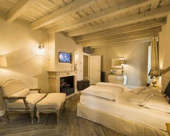 La Vite 2.0 apartments - Desenzano del Garda - Bedroom