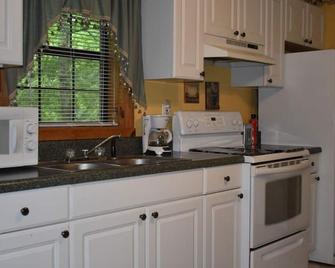 Great Deal 85 Per Night On Beautiful Hiawassee River - Hiawassee - Kitchen