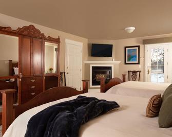 The Oakwood Inn - Spirit Lake - Bedroom