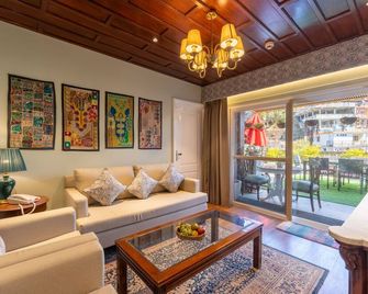 Moustache Mussoorie - Mussoorie - Σαλόνι