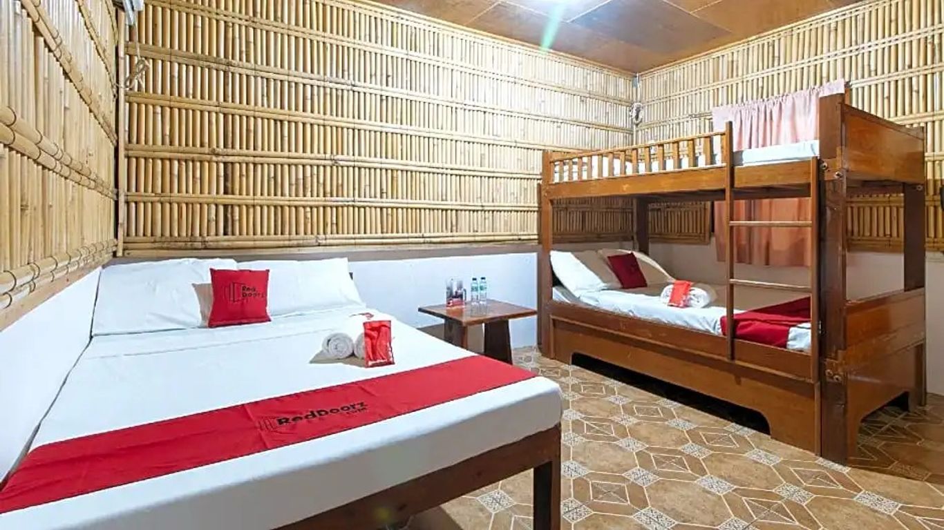 RedDoorz Hostel at Megans Paradisio Beach Resort