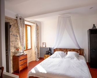 'Olivier' Room – Quality B&B accommodation comes in all sizes - Fayence