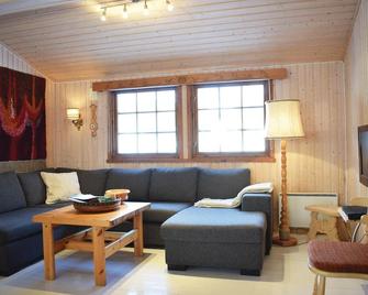 Four-Bedroom Holiday Home In Eggedal - Eggedal - Sala de estar