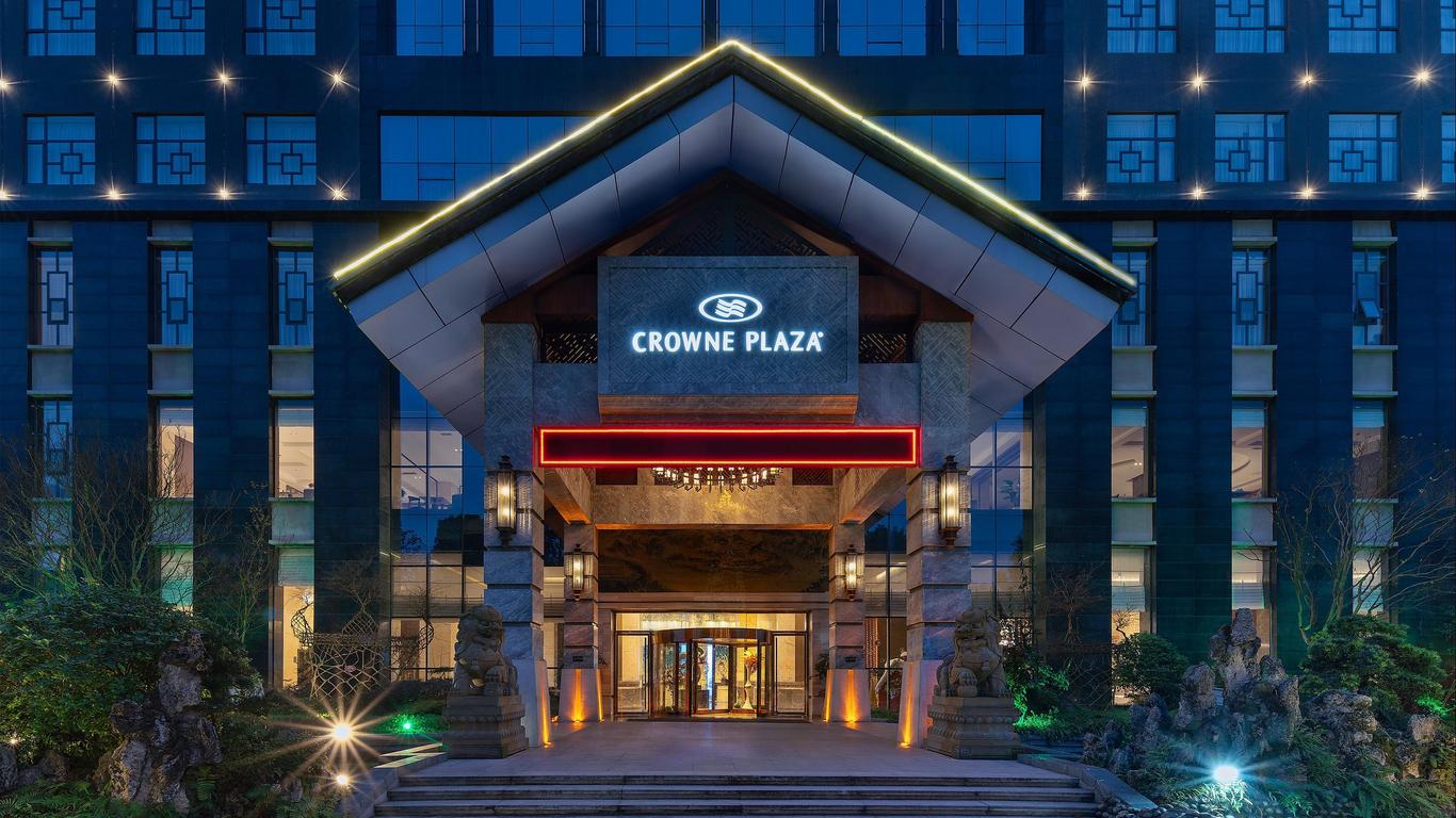 Crowne Plaza Dujiangyan By IHG