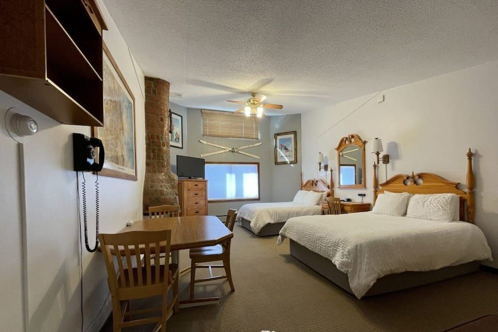 Bedroom view of Tyrolean Lodge