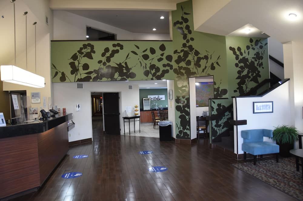 Sky Harbor Airport Inn thumbnail 3