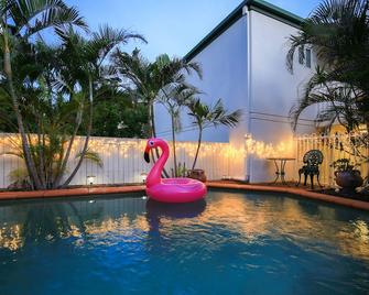 Toowong Central Motel Apartments - Brisbane - Pool