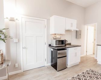 8071-Studio in heart of Rochester - Step to MAYO - Rochester - Kitchen