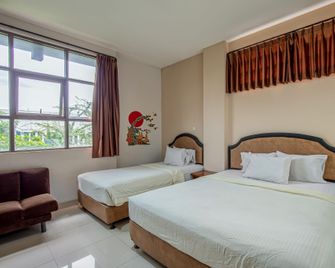 Hotel Asoka - Bandung - Habitación