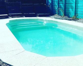 El Bodegón Hostal Boutique - Punta del Diablo - Piscina