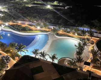 Azure North At Ethan's Crib, Man-Made Be - San Fernando - Pool