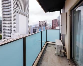 Seaside Tamachi by Tranova - Tokio - Balkon