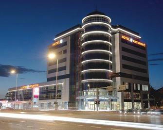 Hotel Antunovic Zagreb - Zagreb - Building
