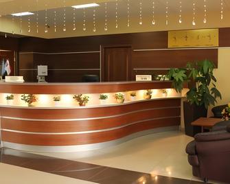 Airport Astrakhan - Astrakhan - Recepción