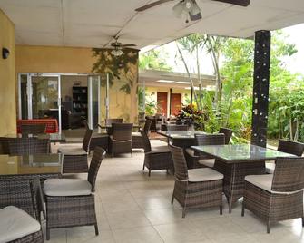 ذا بالبوا إن - بنما سيتي (بنما) - شرفة مرصوفة