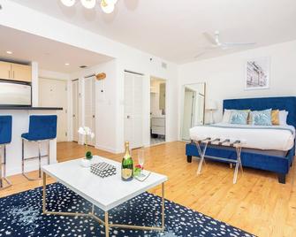 Convention Center - Miami Beach - Bedroom