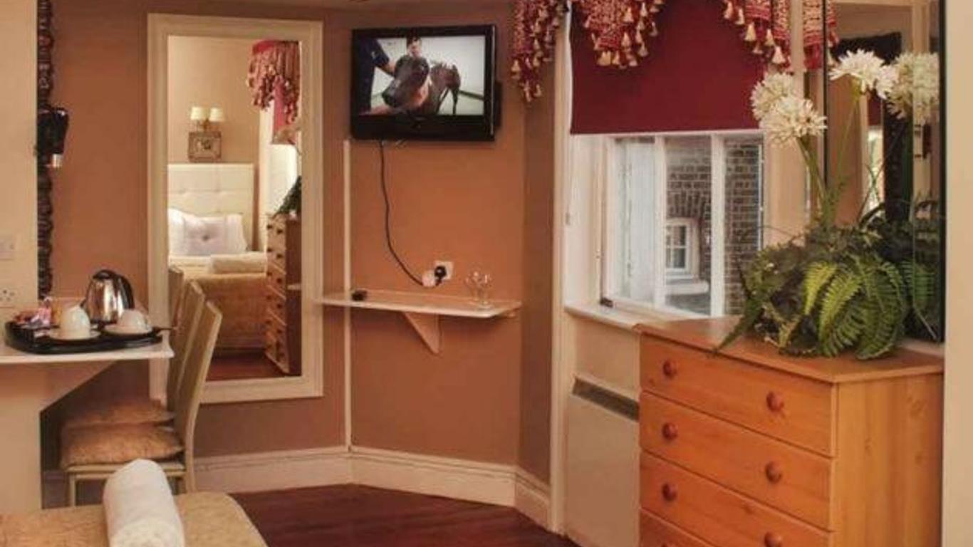 Piccolino Hyde Park Hotel