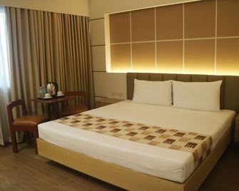 Las Palmas Hotel De Manila - Manila - Habitación