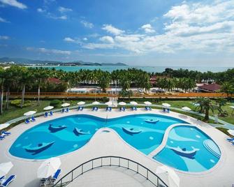 Landscape Beach Hotel Sanya - Sanya - Pool