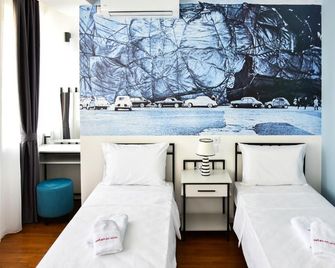 Osten Art Hotel - Скоп’є - Спальня