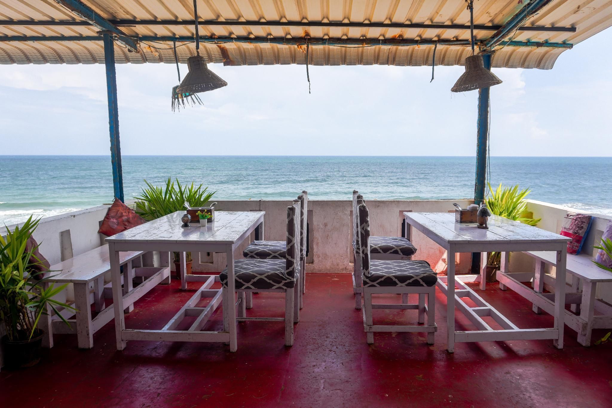Hotel Flip Flops Beach Shack & Cafe - Mahabalipuram - Restaurant