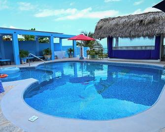 Buki Ocean View-τρία, 1 B/R, Sleeps 4+, with Chef - Whitehouse - Pool