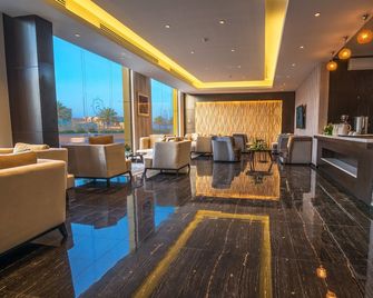 Suknai Aja Hotel Suites - Ha'il - Lobby