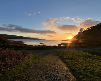 The Kennels, 3 Bedroom Cottage , Sleeps 6 With It's Own Bay and Loch Access - Lochgilphead - Bedroom