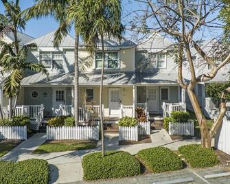 Waterfront Duck Key Villa - Sleeps 6 - Marathon - Gebäude
