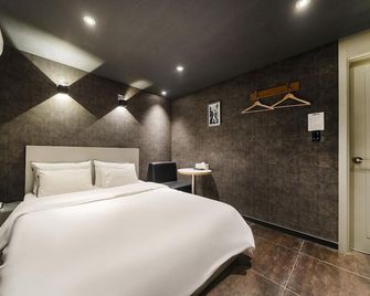 Suwon Station Laria Suwon - Suwon - Bedroom