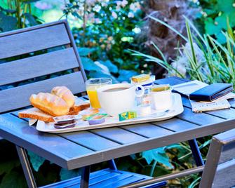 Premiere Classe Vierzon - ויירזו - בניין