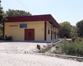 Penginapan asidik - Bira - Patio