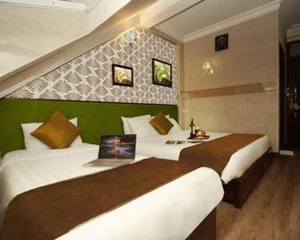 Golden Lotus Hotel & Spa - Hanoi