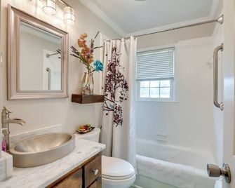 Moncks Corner Home about 4 Mi to Lake Moultrie! - Moncks Corner